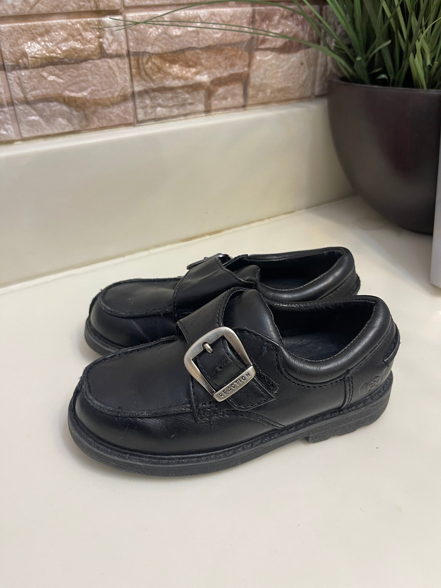 Kenneth Cole Dress Shoes Black Boys Toddler sz 8.5