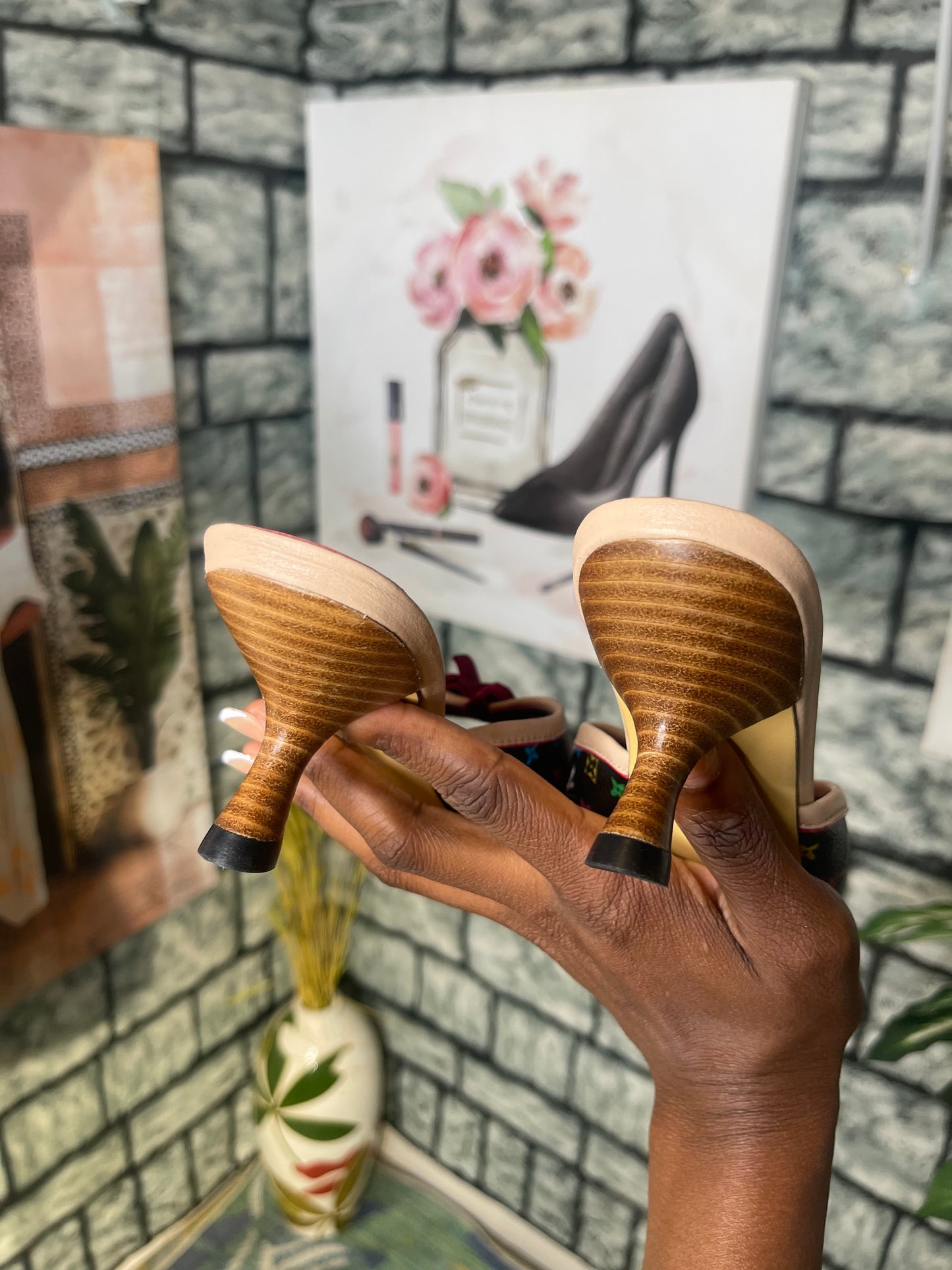 NEW "LV" Pink Heels (see details) Women sz 36 = 6