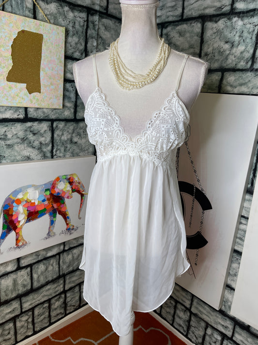 In Bloom White Lingerie Gown Women sz Medium
