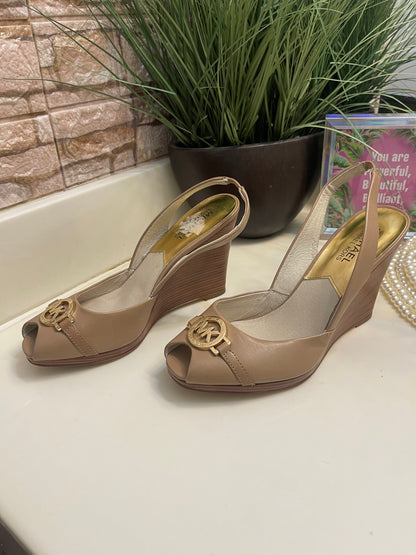 Michael Kors Tan Wedges Women sz 8