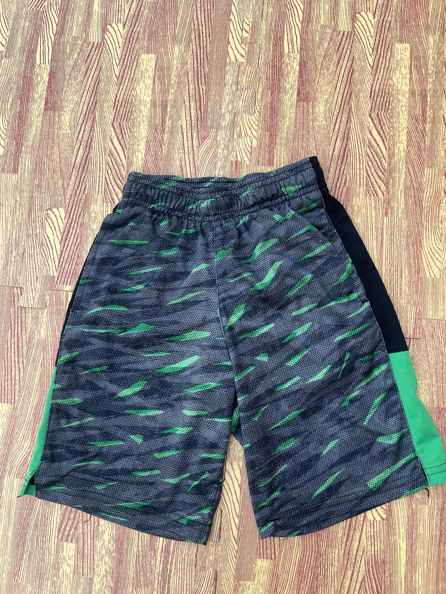 Champion Gray Green Shorts Boys sz Small 6/7