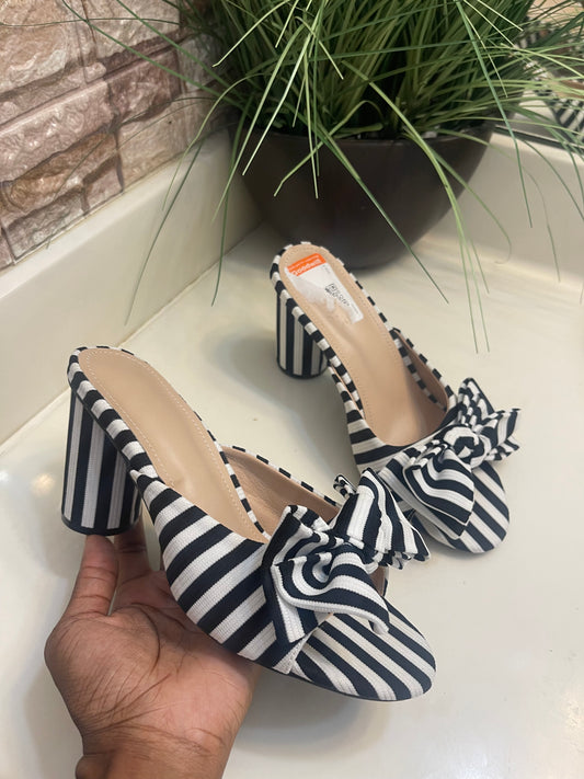 NEW Black White Print Heels Women sz 7