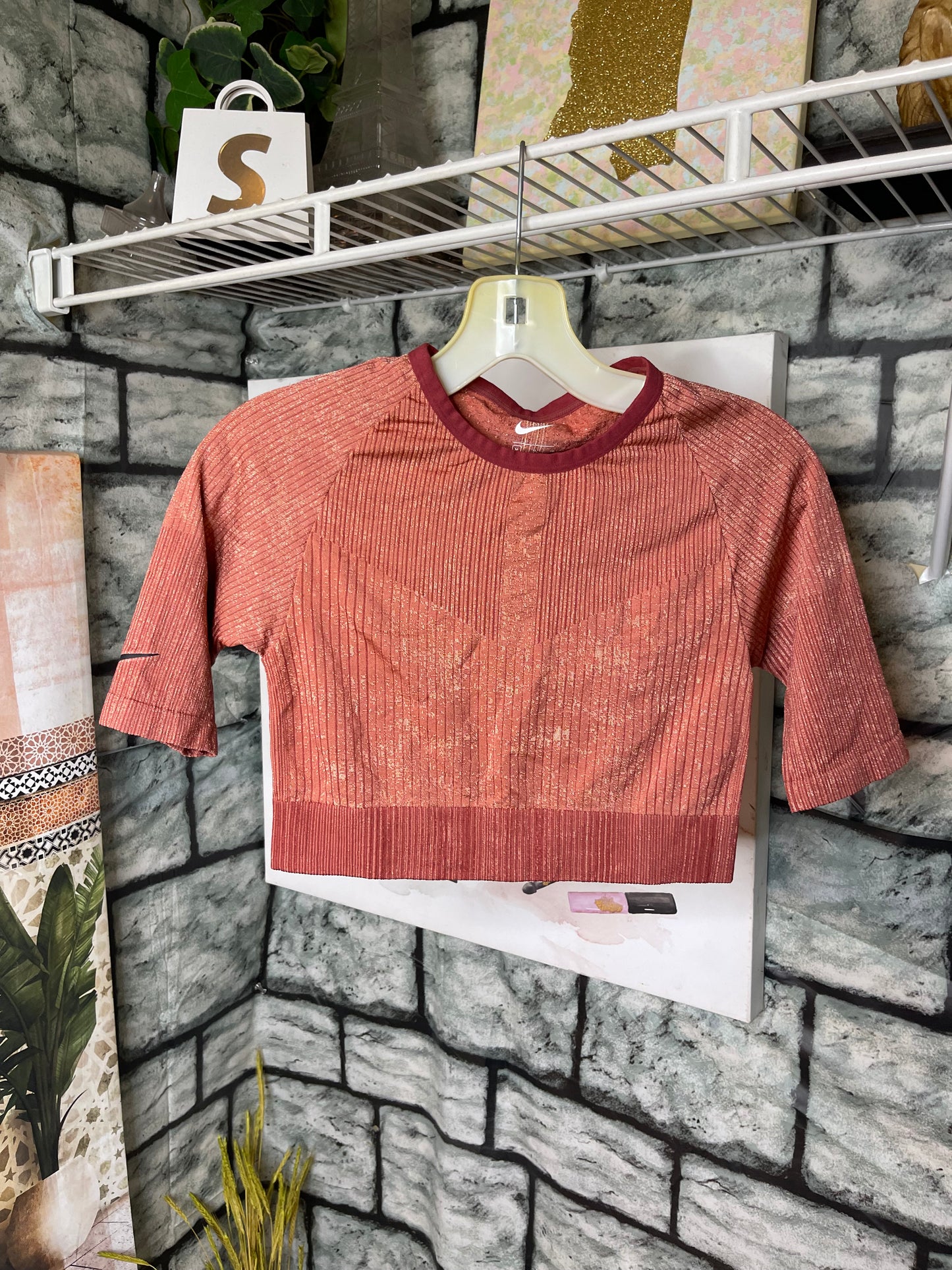 NIKE 5 piece Women sz Medium Bundle (see pics for all items)