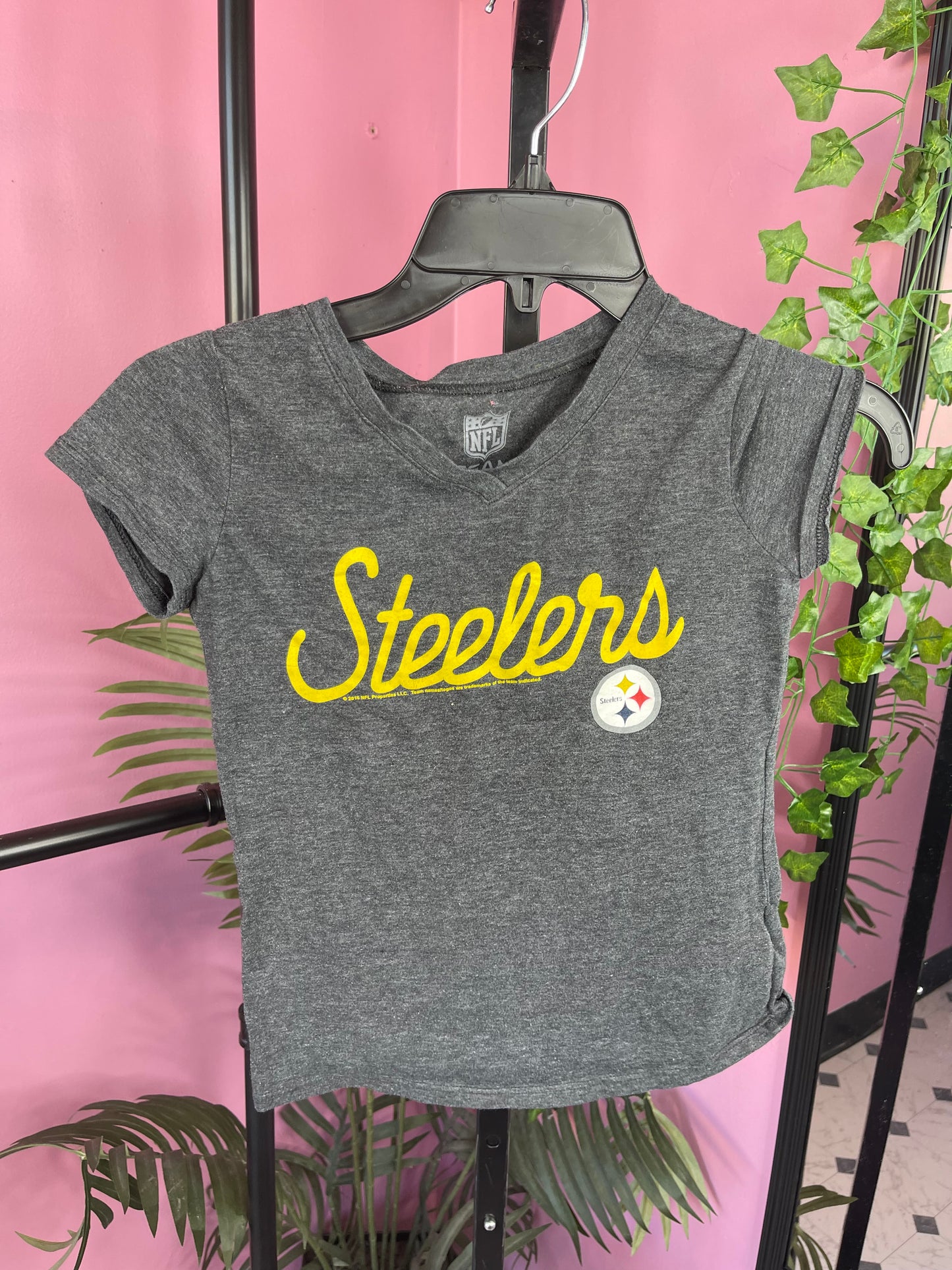 NFL Steelers Gray Shirt Girls sz Medium 8