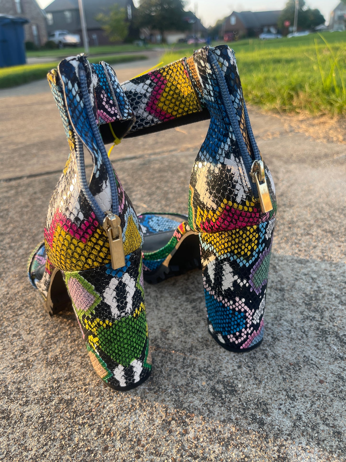 Liliana colorful heels women sz 8.5