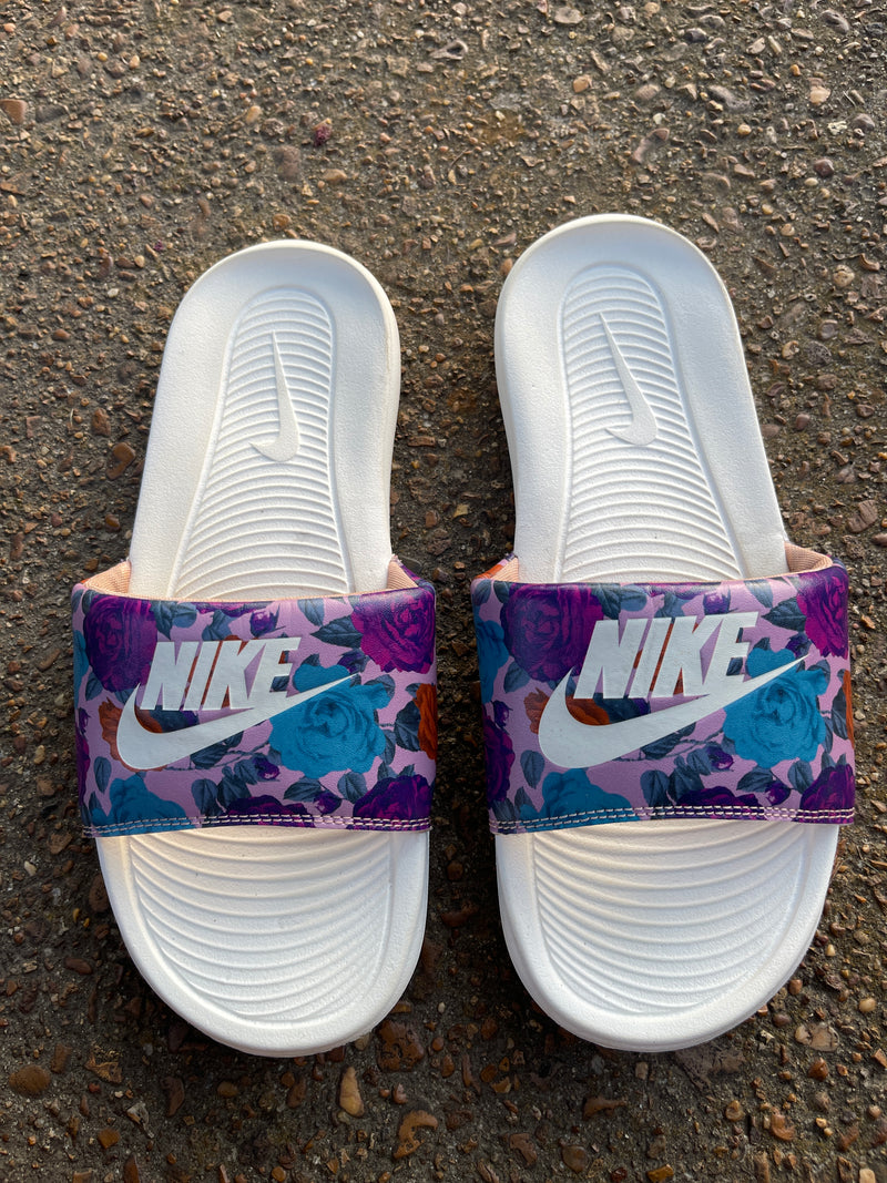Nike slide sandals purple women sz 10